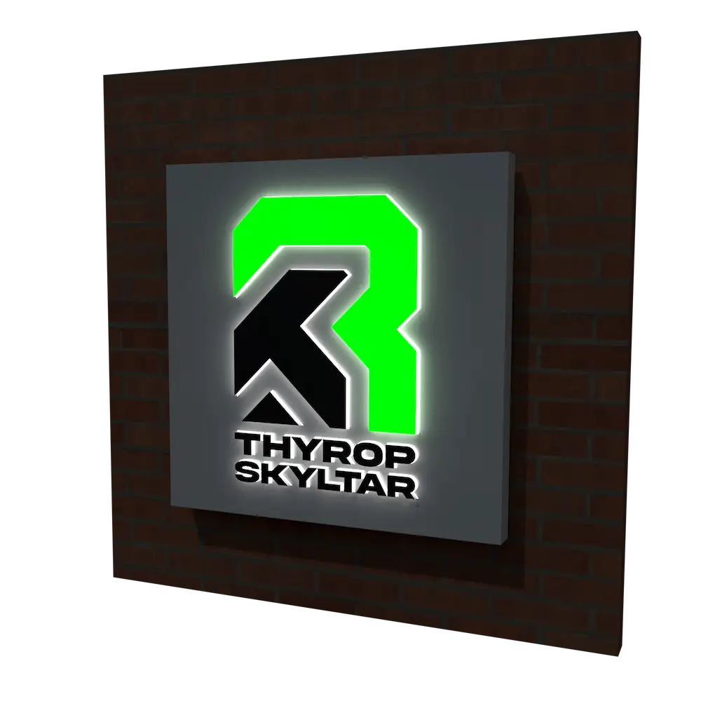 belyst skylt ljuslåda med logotypen av Thyrop Skyltar AB